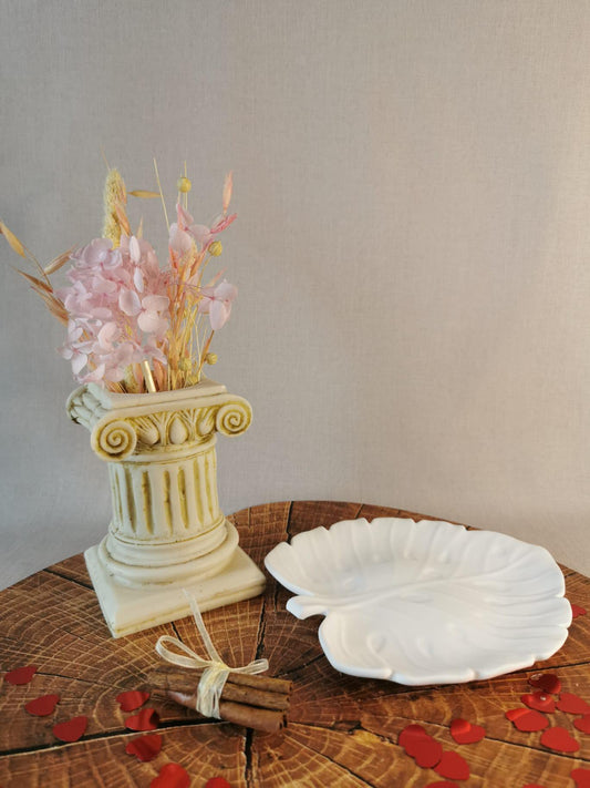 Tavita alba in forma de frunza - Allumer