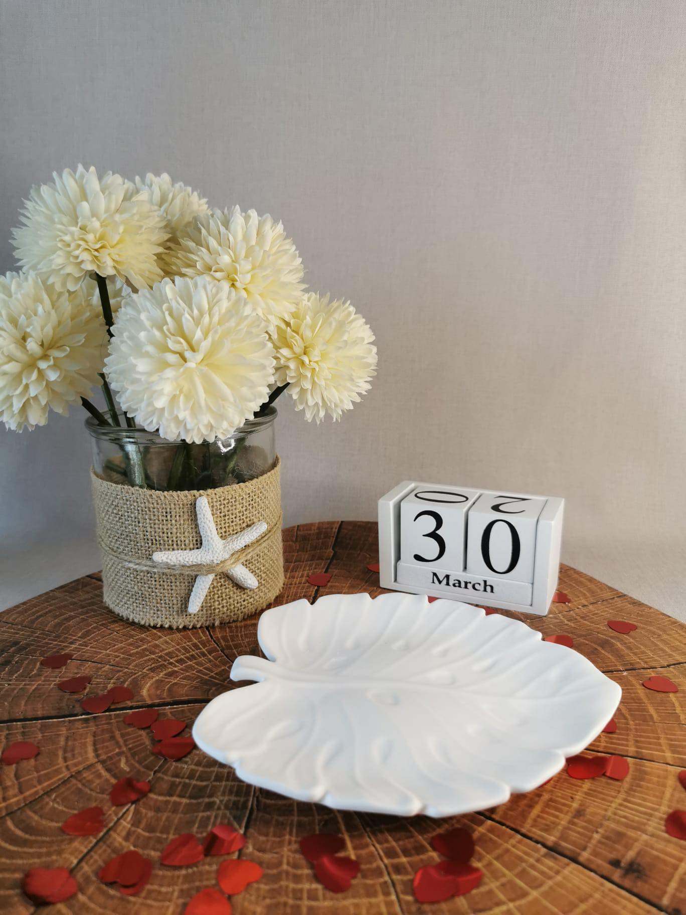 Tavita alba in forma de frunza - Allumer